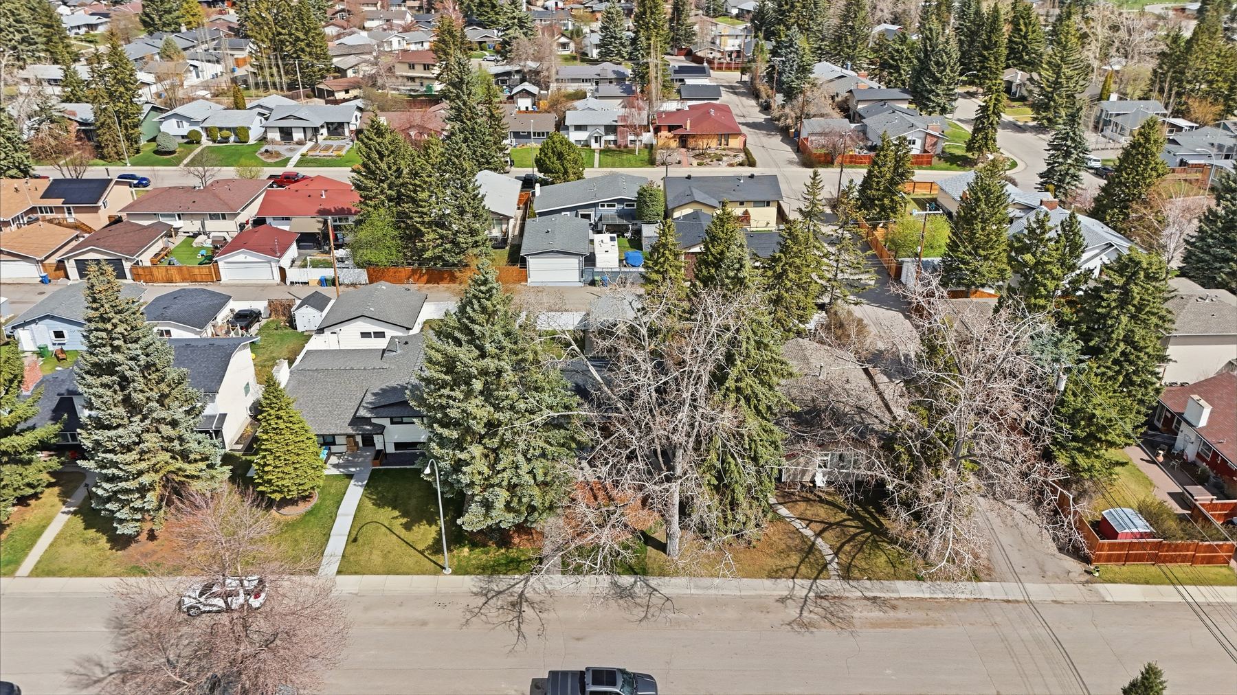 Aerial — wider neighborhood view