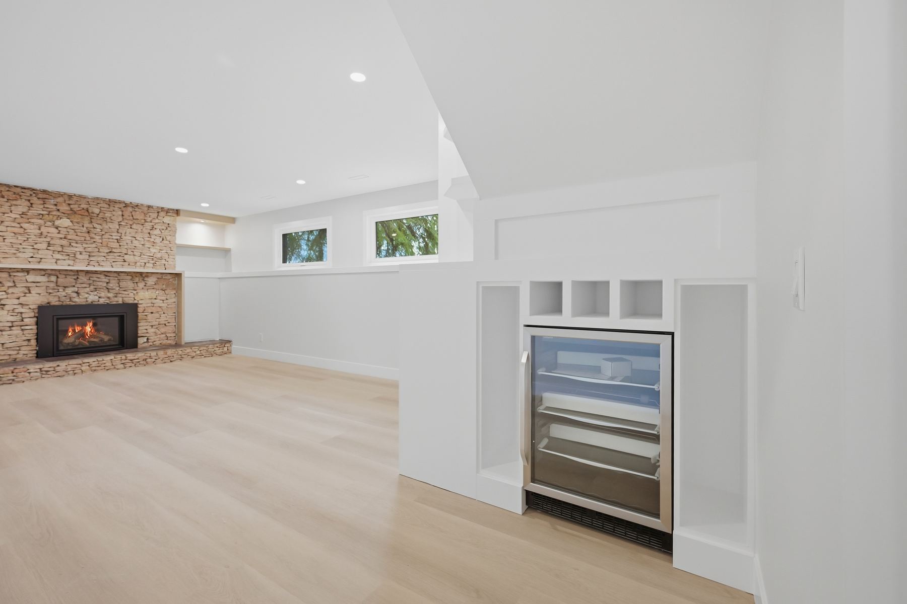 Lower-level bedroom